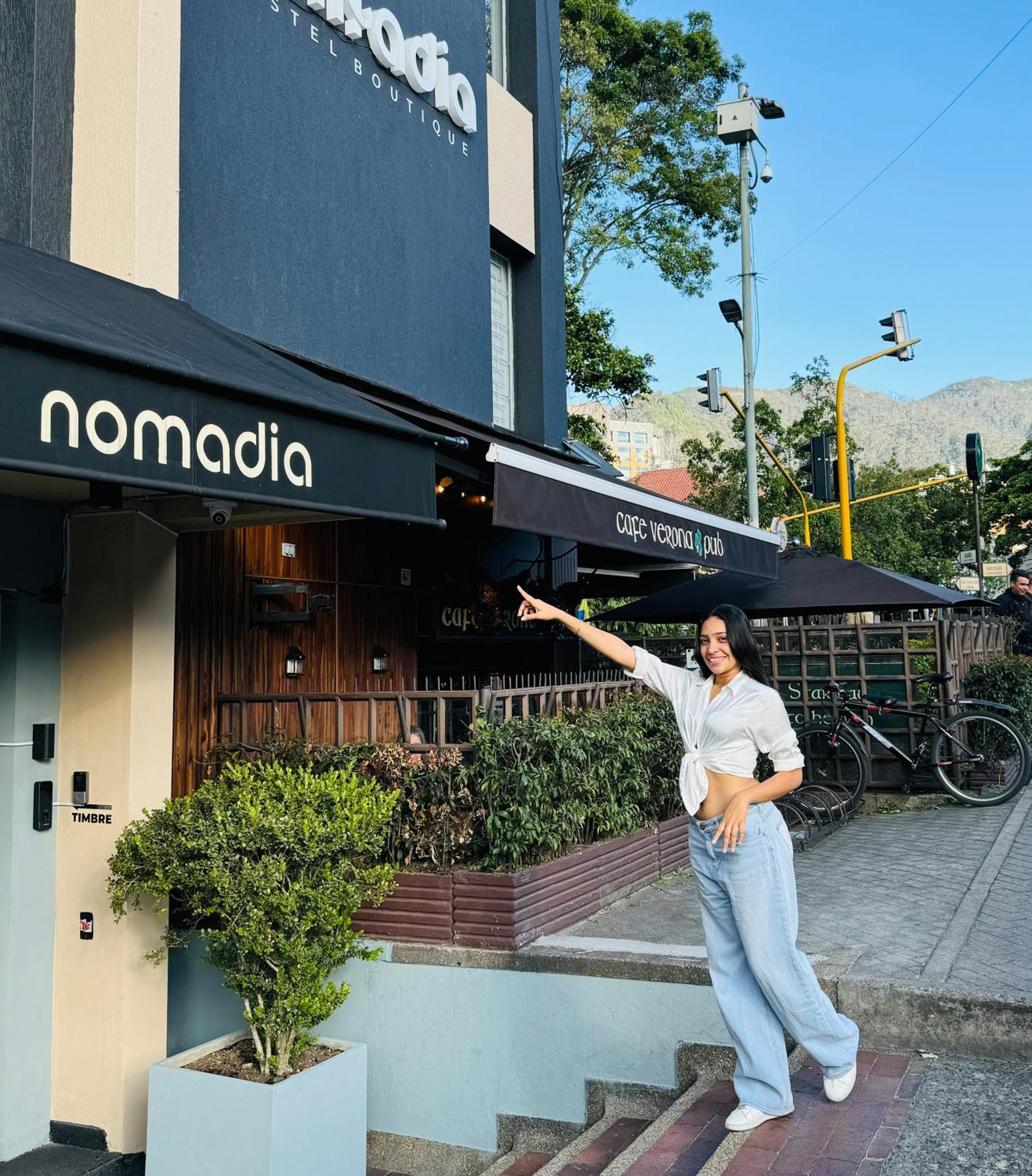 Nomadia Hostel Boutique โบโกตา ภายนอก รูปภาพ